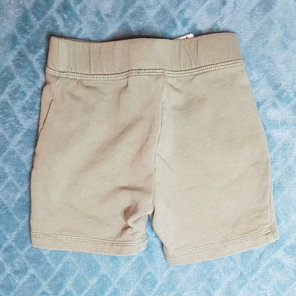 5/$20🍁Jersey Shorts 6-12m - Picture 3 of 3